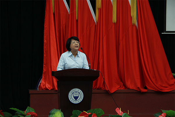 hg皇冠官网举行2017级研究生开学典礼 hg皇冠官网举行2017级研究生开学典礼