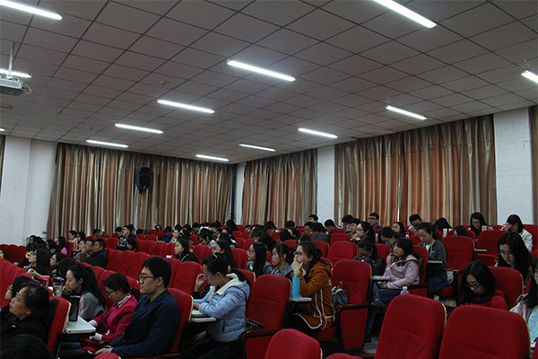 中国矿业大学龙如银教授来hg皇冠官网作讲座 中国矿业大学龙如银教授来hg皇冠官网作讲座